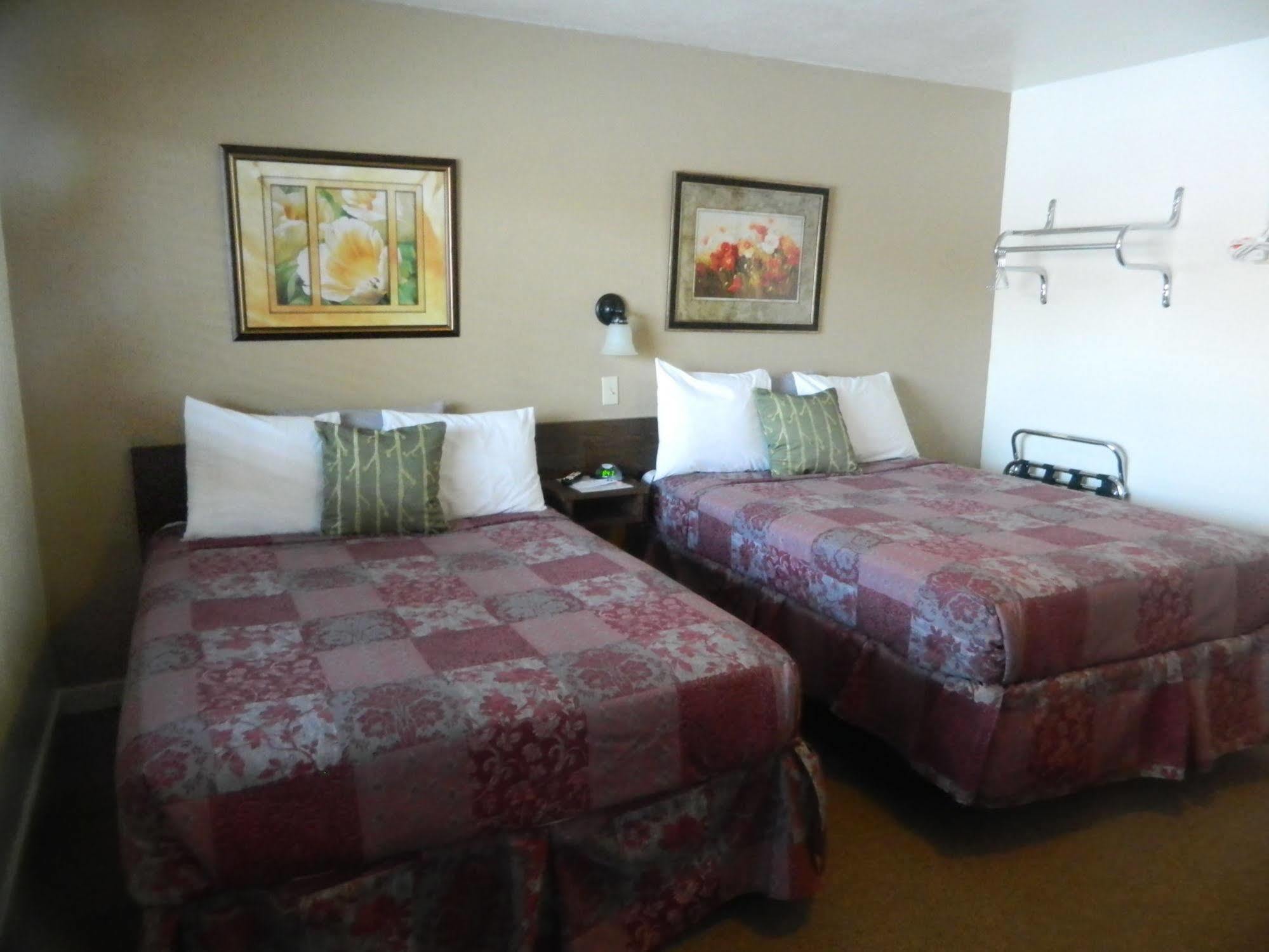 Country Motor Inn Livingston Dış mekan fotoğraf