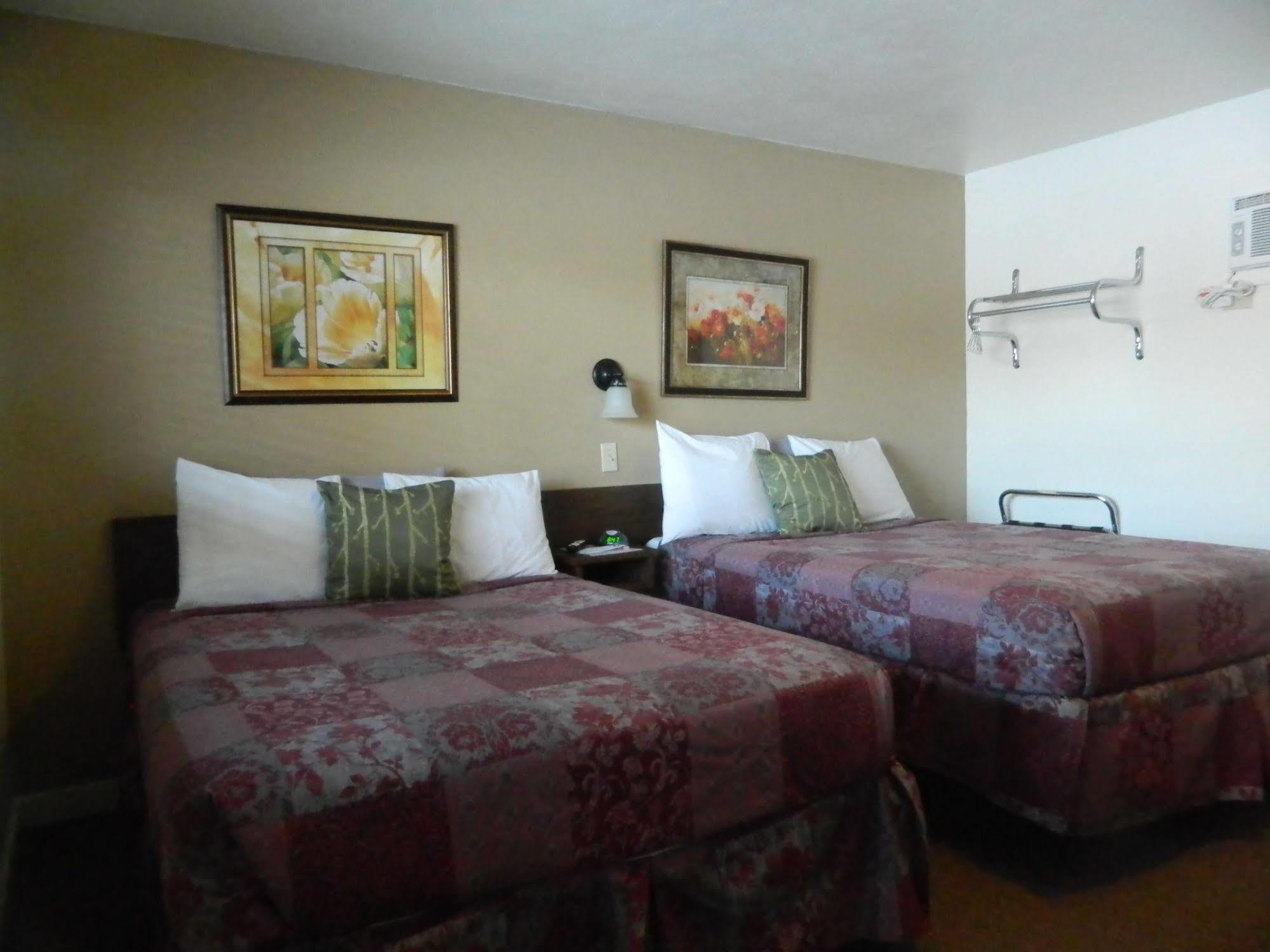 Country Motor Inn Livingston Dış mekan fotoğraf